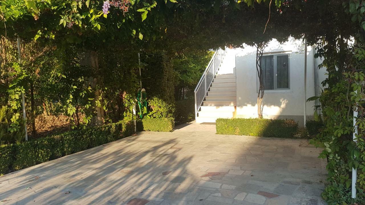 Apartment Bezic Kastela Exterior photo