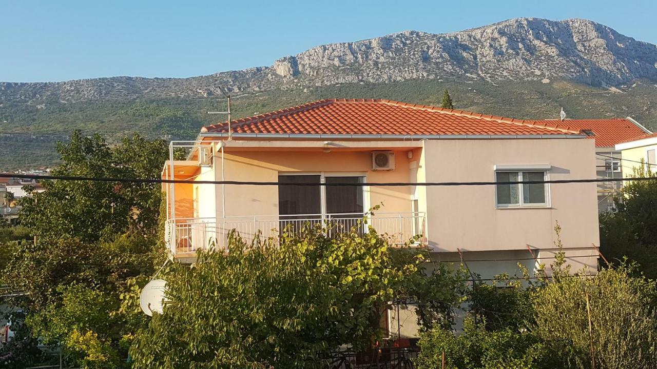 Apartment Bezic Kastela Exterior photo